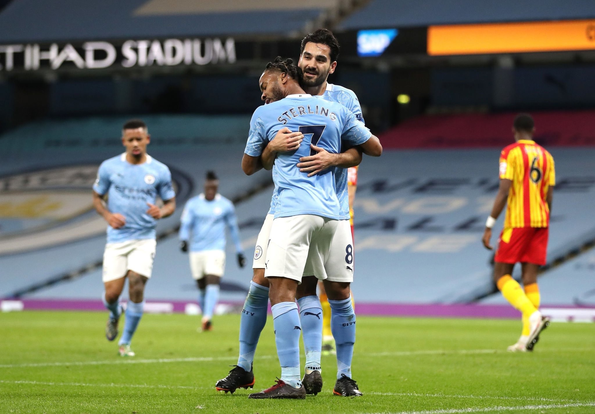 天气频繁出 天气频繁出